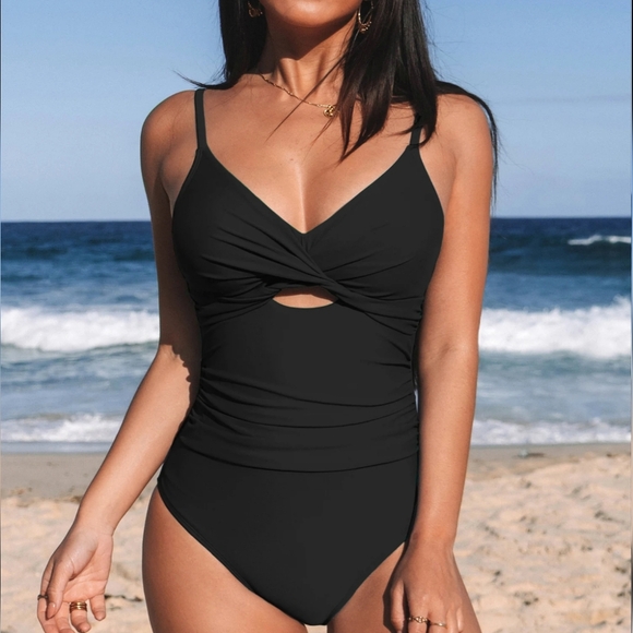 Cupshe Other - Cupshe Timeless Black Ruched Tummy Control One-Piece Swimsuit Large NWT
